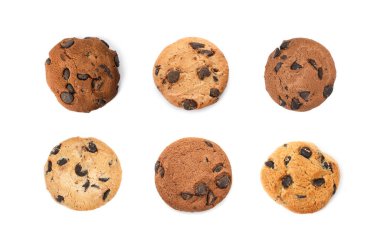 Lezzetli çikolata parçacıklı kurabiyeler, beyaz, set