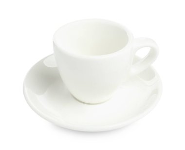 Boş kahve fincanı ve beyaz tabağı.