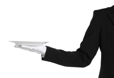 Beyaz arka planda boş plakalı adam, yakın plan