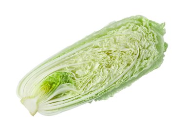 Taze Çin lahanasının yarısı beyaza izole edilmiş.