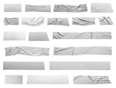 Yapışkan bant parçaları beyaz üzerine izole edilmiş.