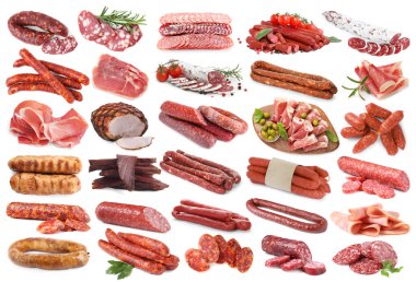 Beyaz arka planda işlenmiş lezzetli et ürünleri, kolaj