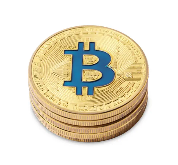 Kripto para birimi. Beyaz üzerine izole edilmiş altın bitcoin yığını