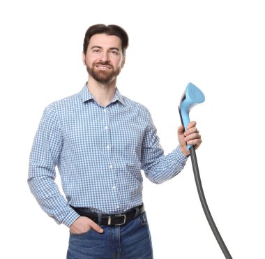 Beyaz arka planda buharlı adam