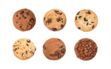 Lezzetli çikolata parçacıklı kurabiyeler, beyaz, set