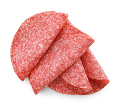 Lezzetli tütsülenmiş sosis dilimleri beyaz, üst manzara