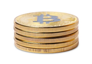 Kripto para birimi. Beyaz üzerine izole edilmiş altın bitcoin yığını