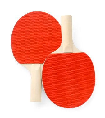 Masa tenisi raketleri beyaz, üst görünümde izole