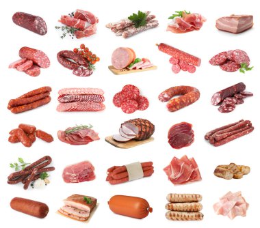 Beyaz arka planda işlenmiş lezzetli et ürünleri, kolaj