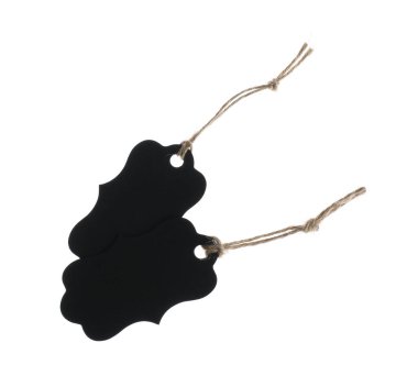 Beyaz üzerinde izole edilmiş dizgileri olan boş etiketler