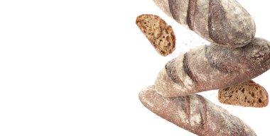 Beyaz arka plana düşen taze ekmek. Metin için alanı olan pankart tasarımı