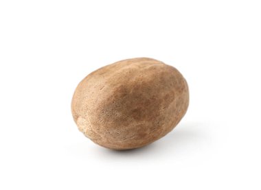 Taze bir hindistan cevizi beyaza izole edilmiş.