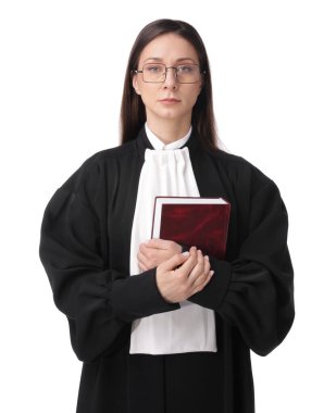 Beyaz arkaplan üzerine kitabı olan yargıç portresi