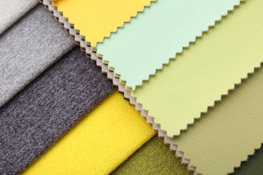 Arka plan olarak farklı kumaş örnekleri, üst görünüm