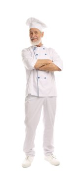 Beyaz arka planda çapraz kollu profesyonel pasta şefi.