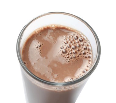 Lezzetli çikolatalı süt, beyaz bardakta.