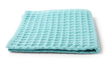 Temiz açık mavi waffle havlusu beyaza izole edilmiş.