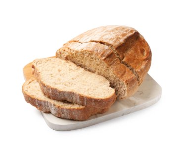 Beyaz üzerine izole edilmiş taze ekmek parçaları.