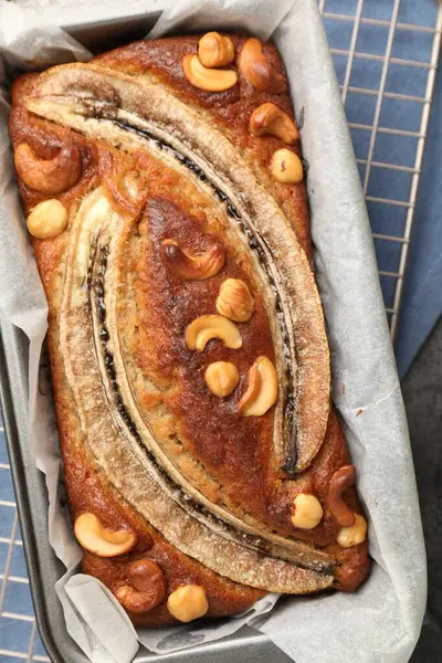 Masada fındıklı muzlu ekmek.