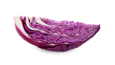 Beyaz üzerinde taze kırmızı lahana kes.