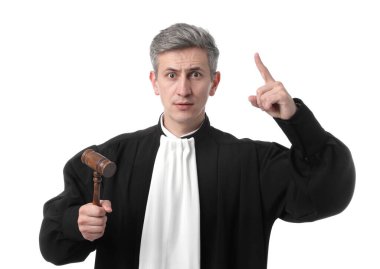 Beyaz arka planda tokmağı olan duygusal yargıç.