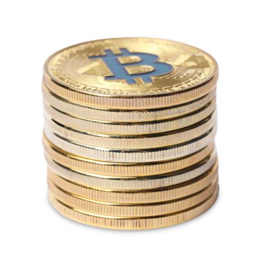 Kripto para birimi. Beyaz üzerine izole edilmiş altın bitcoin yığını