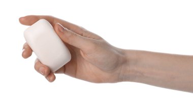 Beyaz arka planda sabun çubuğu olan kadın, yakın plan.