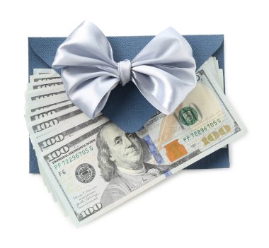 Para bonusu. Üzerinde dolar banknotları olan zarf beyaz, üst görünüm