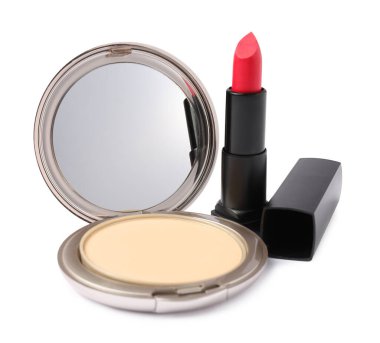 Aynalı açık yüz pudrası ve beyaz ruj.