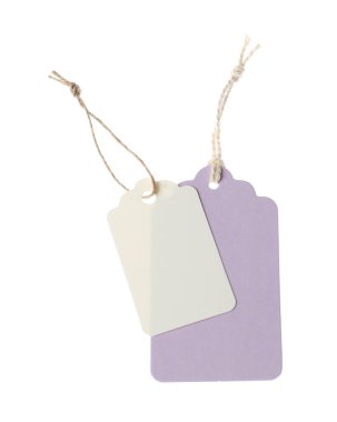 Beyaz üzerinde izole edilmiş dizgileri olan boş etiketler