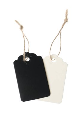 Beyaz üzerinde izole edilmiş dizgileri olan boş etiketler