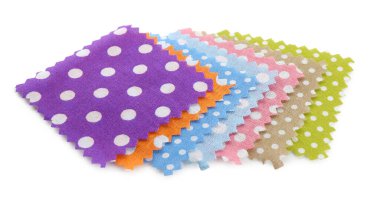 Benekli kumaş örnekleri beyazda izole edildi