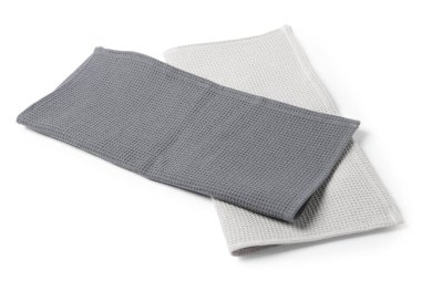 Beyaz üzerine izole edilmiş iki temiz waffle havlusu.