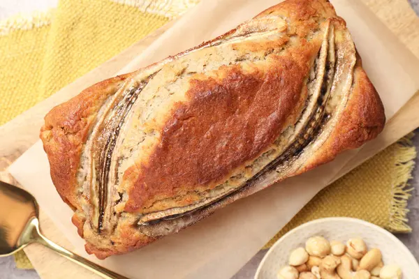 Masada fındıklı ev yapımı muz ekmeği.