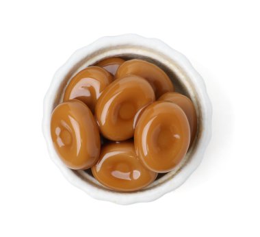 Beyaz manzaralı, tatlı karamel şekerler.