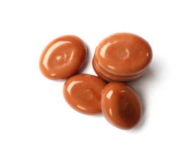 Beyaz manzaralı, tatlı karamel şekerler.