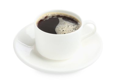 Beyaz bardakta izole edilmiş Aromatik kahve.