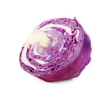 Beyaz üzerinde taze kırmızı lahana kes.