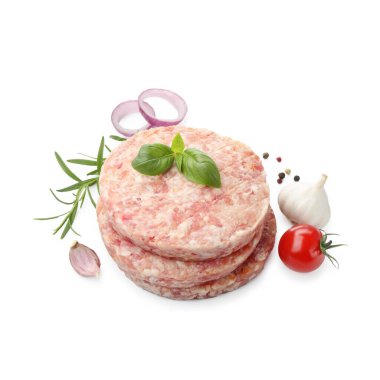 Hamburger, domates ve baharatlar için taze çiğ köfteler.