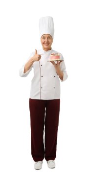 Beyaz arka planda pasta yapan profesyonel pasta şefi.