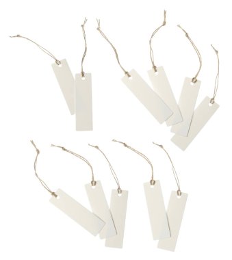 Beyaz arka planda bir sürü boş etiket, kolaj. Tasarım için model