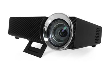 Bir modern video projektörü beyaza izole edildi