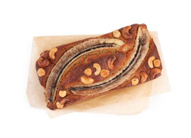 Beyaz fındıklı leziz muzlu ekmek.