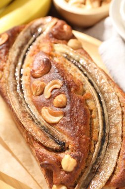 Masada fındıklı ev yapımı muzlu ekmek, yakın plan.