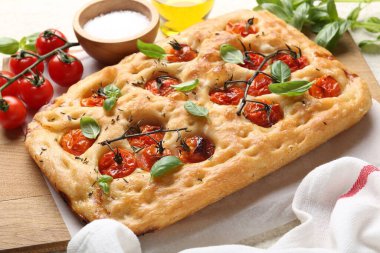 Domatesli, baharatlı ve yağlı enfes bir odak noktası.