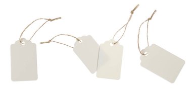 Beyaz arka planda bir sürü boş etiket, kolaj. Tasarım için model