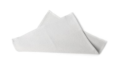 Temiz açık gri waffle havlusu beyaza izole edilmiş.