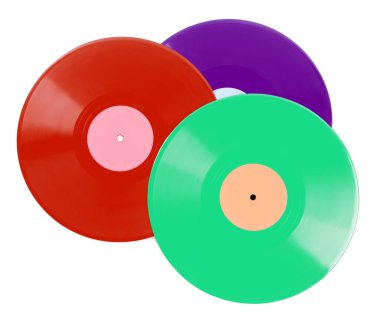 Beyaz arkaplanda üç renkli vinil plak