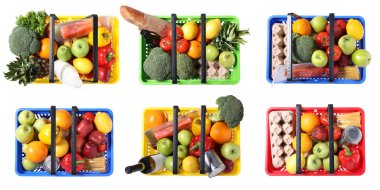 Beyaz arka planda farklı ürünlerin olduğu sepetler, kolaj. Üst görünüm