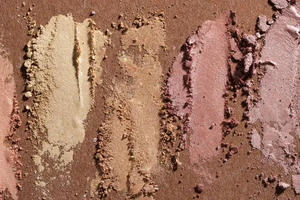 Kahverengi arka planda farklı göz farı lekeleri, düz yatış